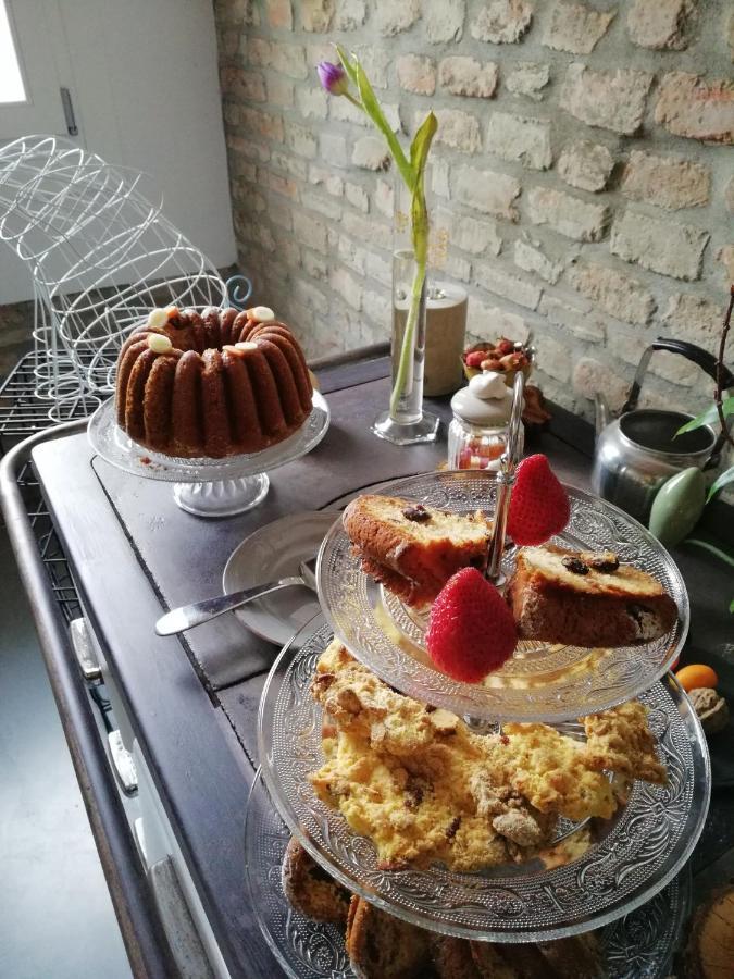 Zucchero Sui Baffi- Food Lovers B&B Mantova Exteriér fotografie